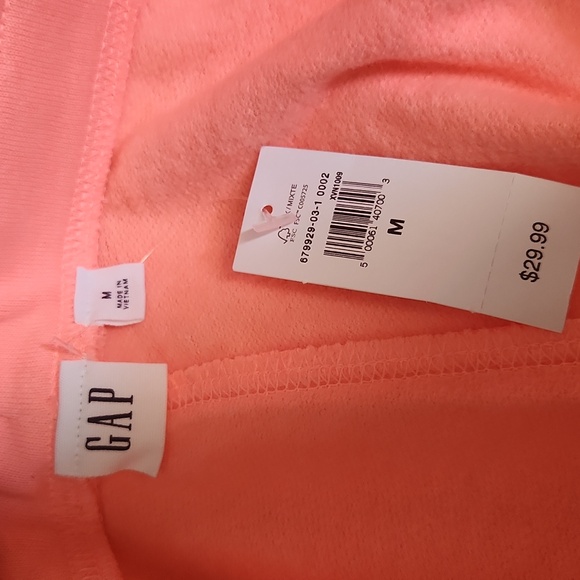 Gap short set sz Medium - Picture 3 of 3